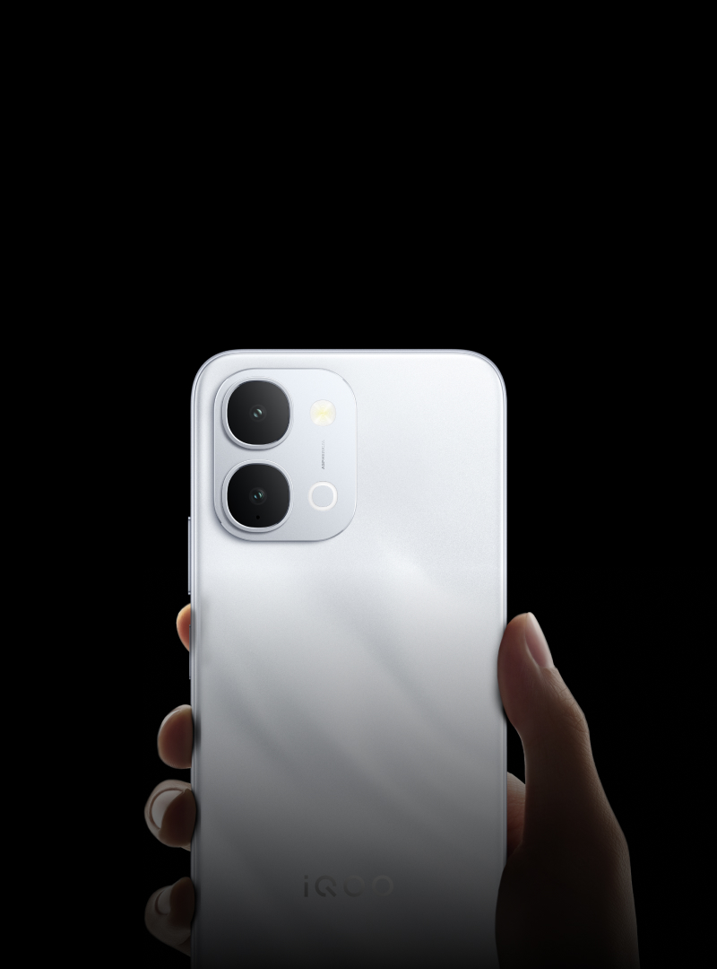 vivo iqooz11x featuring IP69 & IP69 & IP69+ waterproof and dustproof protection and SGS 5-Star rating